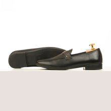 Load image into Gallery viewer, Two-Toned Grain Leather Buckle Loafers - Black