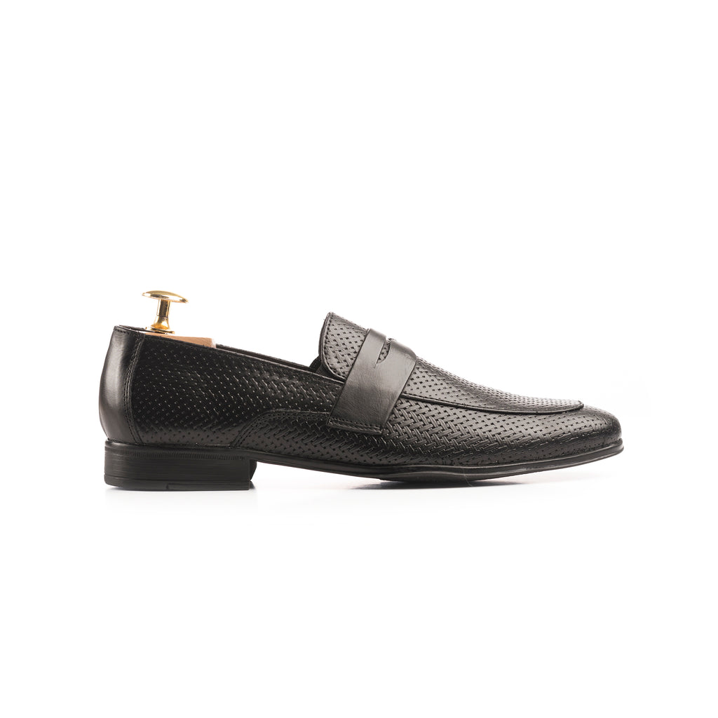 The Noir Weaved Loafers - Black