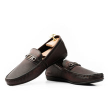 Load image into Gallery viewer, Two-Toned Dotted Moccasins - Brown