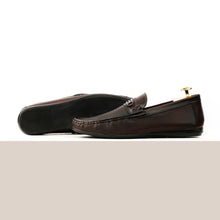 Load image into Gallery viewer, Two-Toned Dotted Moccasins - Brown