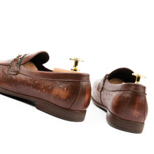 Load image into Gallery viewer, Regal Horse-Bit Buckled Loafers - Brown