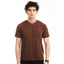 Load image into Gallery viewer, Urban V-Neck T-shirt - Brown