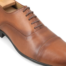 Load image into Gallery viewer, Classic Leather Oxfords - Tan