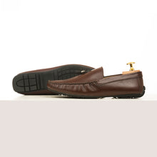 Load image into Gallery viewer, Milled Leather Tassle Moccasins - Brown