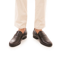 Load image into Gallery viewer, Signature Penny Loafers - Brown