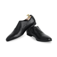 Load image into Gallery viewer, Prestige Embossed Loafers - Black