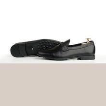 Load image into Gallery viewer, Noir Metallic Buckled Loafers - Black