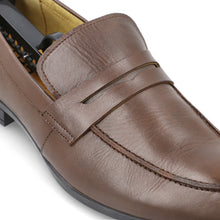 Load image into Gallery viewer, Brown Penny Loafers