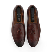 Load image into Gallery viewer, Classic Tassle Loafers-Brown