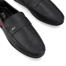 Load image into Gallery viewer, Classic Band-Strapped Moccasins-Black