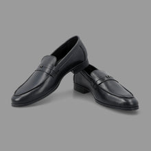 Load image into Gallery viewer, Minimalist Leather Loafers-Black