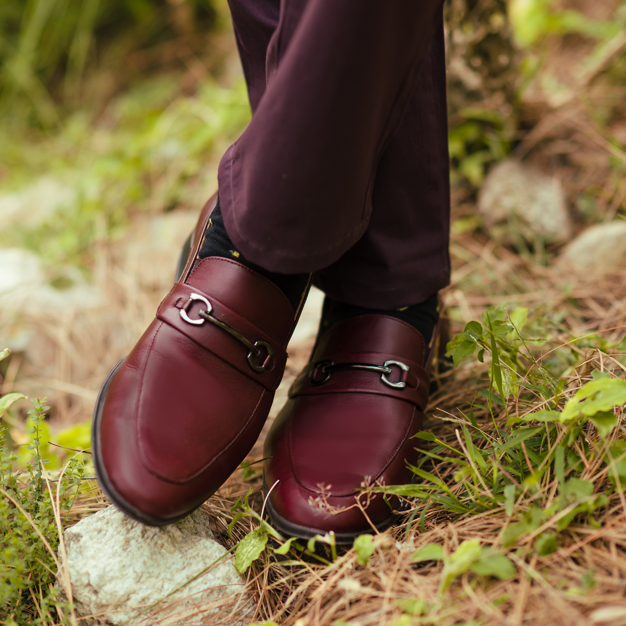 Burgundy gucci sales loafers