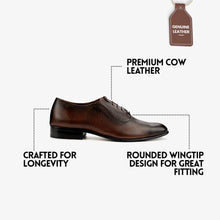 Load image into Gallery viewer, Classic Brogue Oxford - FHS Official